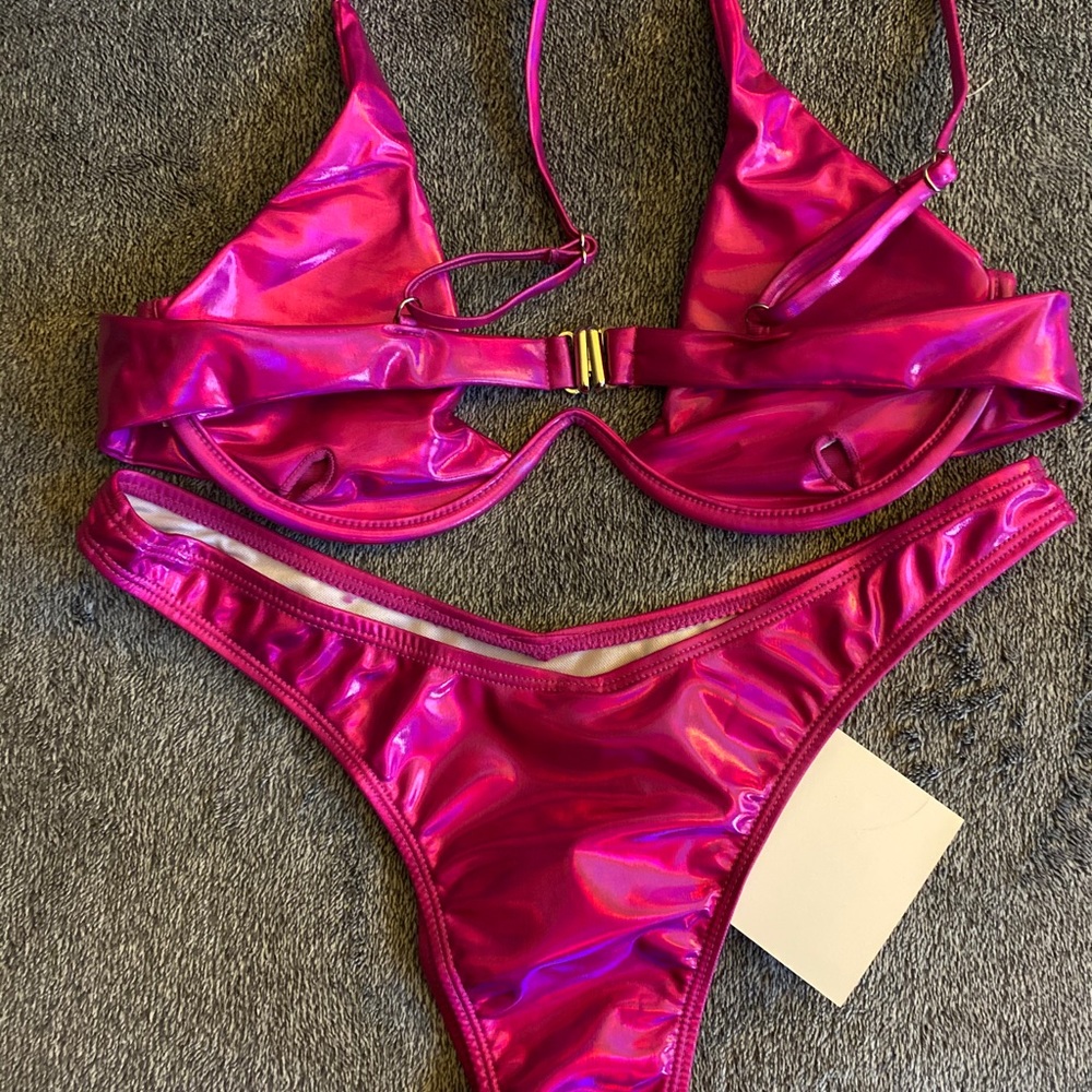 NWT.  RASPBERRY METALLIC SWIRL SEXY BIKINI - Picture 7 of 7